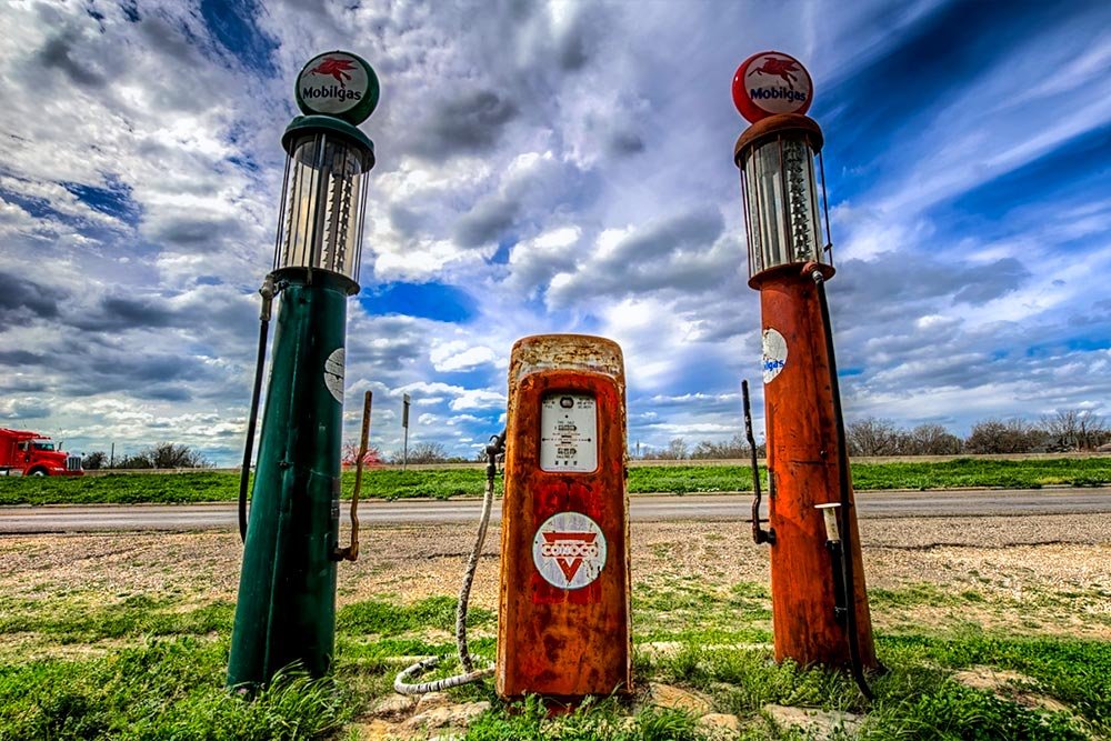 original-photo-antique-gas-pumps.jpg