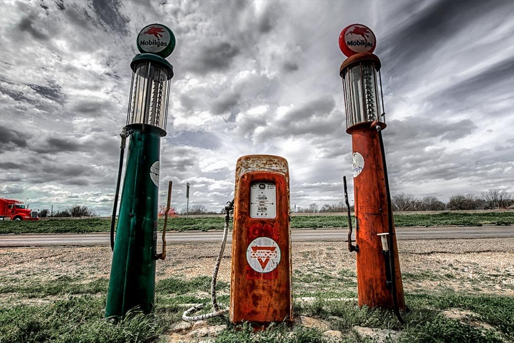 antique-fuel-pumps.jpg