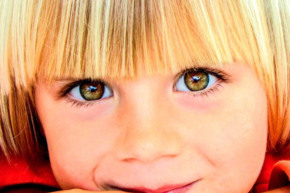 editing-eyes-child-model.jpg