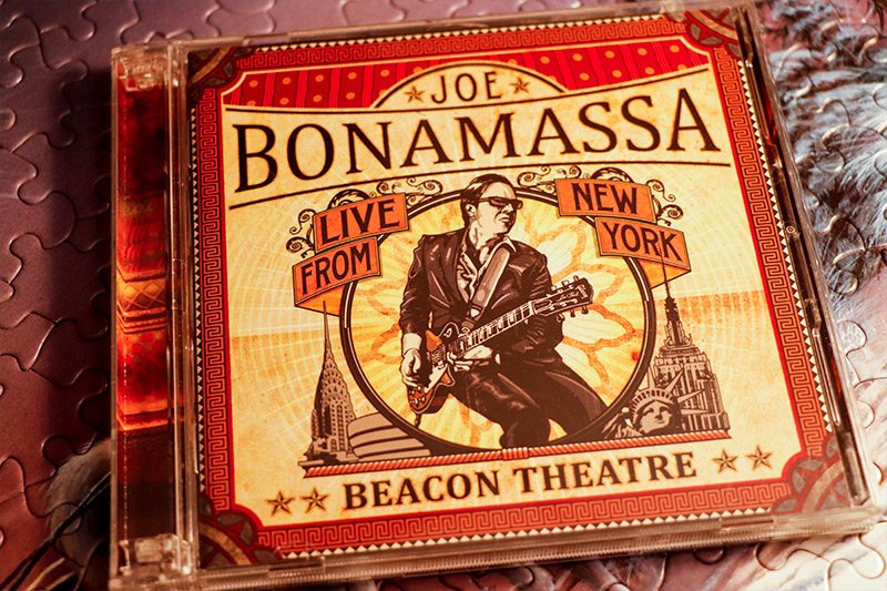 joe-bonamassa-beacon-theater-cd-cover.jpg