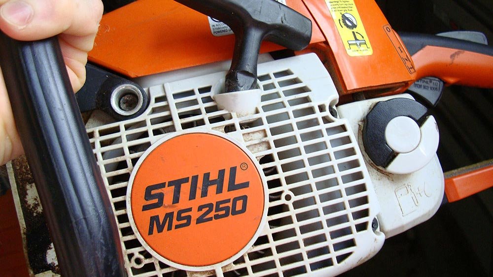 stihl-ms250-chainsaw.jpg