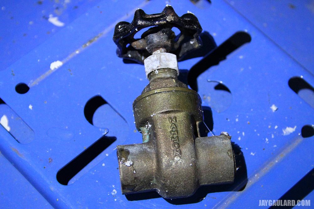 old-style-water-valve.jpg