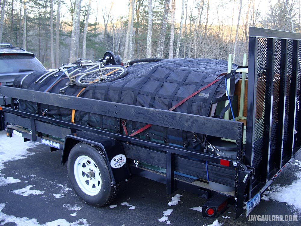 gorilla-cargo-net-on-utility-trailer.jpg