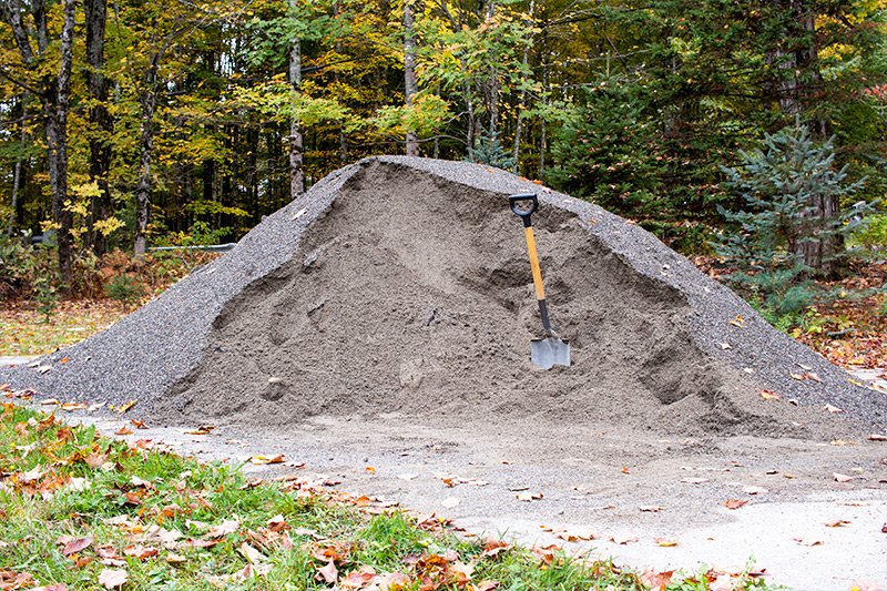 digging-pile-stone-dust.jpg