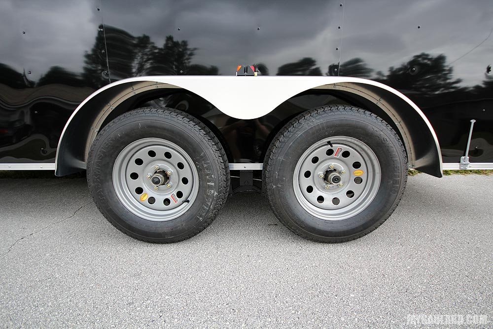 arising-industries-enclosed-trailer-double-axle-tires.jpg
