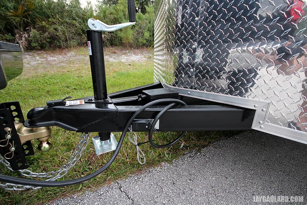 arising-industries-trailer-hitch-connection.jpg