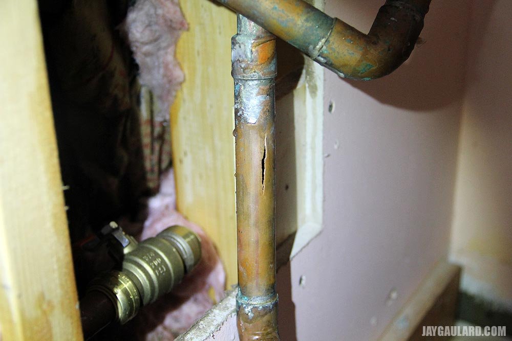 frozen-copper-water-pipe.jpg