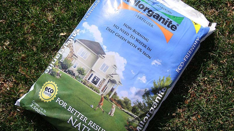 bag-of-milorganite-fertilizer.jpg