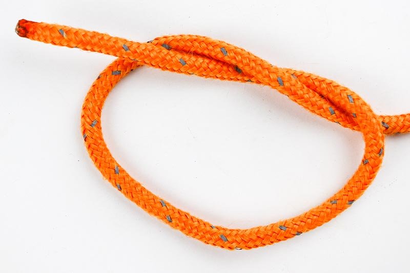 adjustable-loop-overhand-knot.jpg