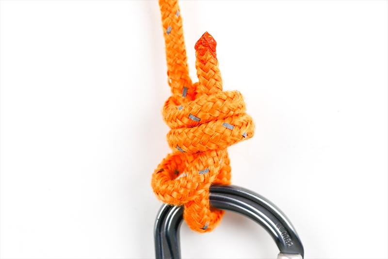 double-fishermans-knot-working-end-through-wraps.jpg