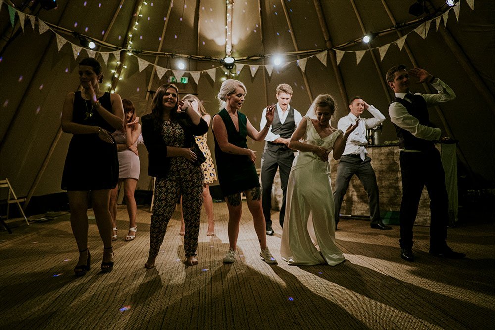 wedding-party-dancing.jpg