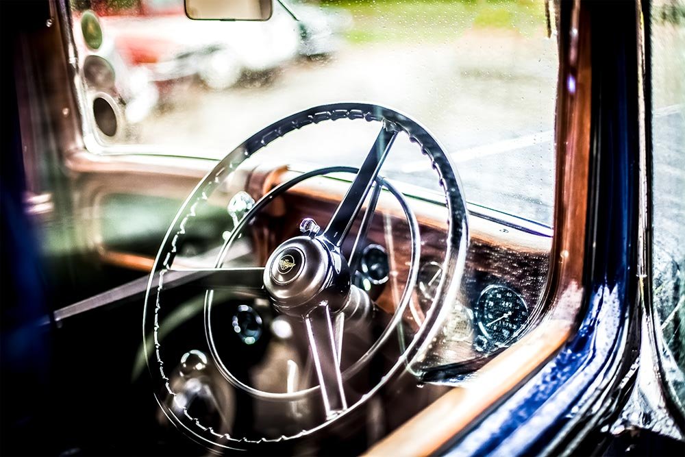 vintage-auto-steering-wheel.jpg