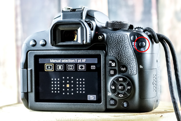 Canon Rebel T7i Manual Selection Button